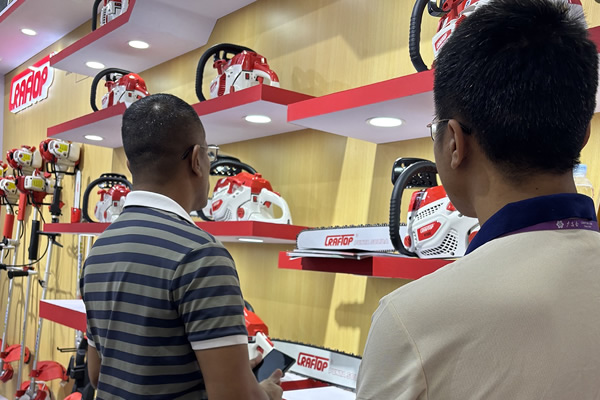 From Low-Price, Low-Quality to High-Quality Transition: A Key Step in Establishing Cooperation with a Malaysian Client at the Canton Fair