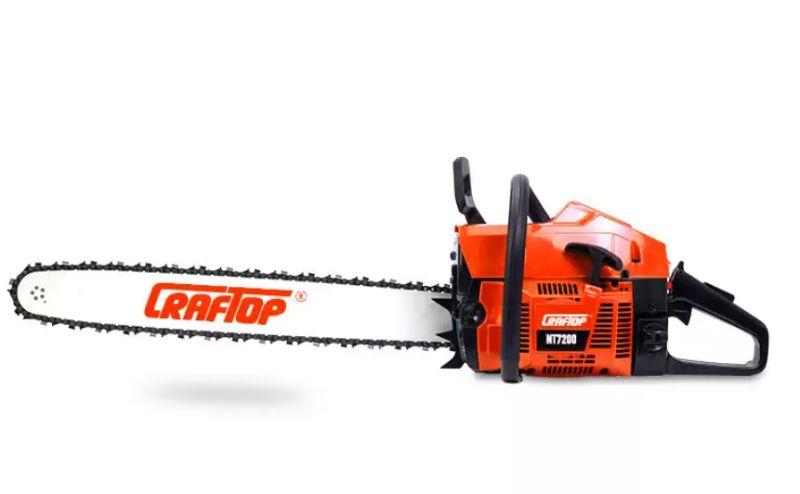 Tree pruning and rubber tapping using professional chainsaws (e.g., 72cc/58cc models) for precise cuts in dense forests