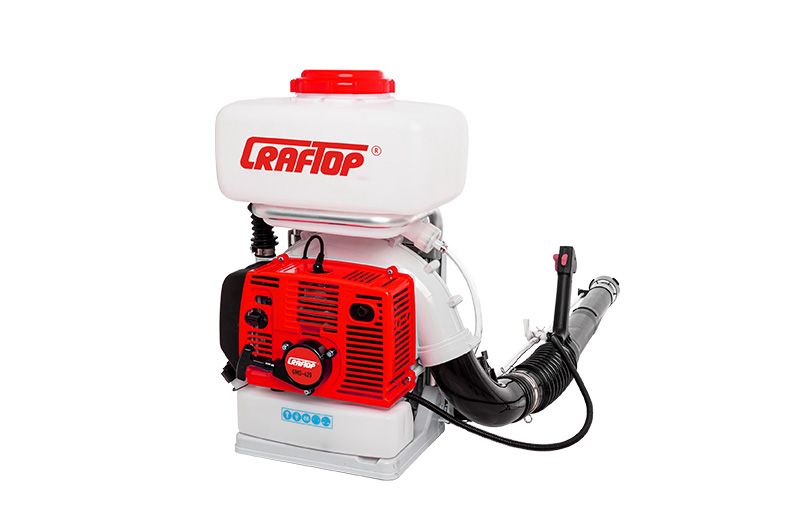 Pest/disease management via adjustable-nozzle sprayers for targeted pesticide application