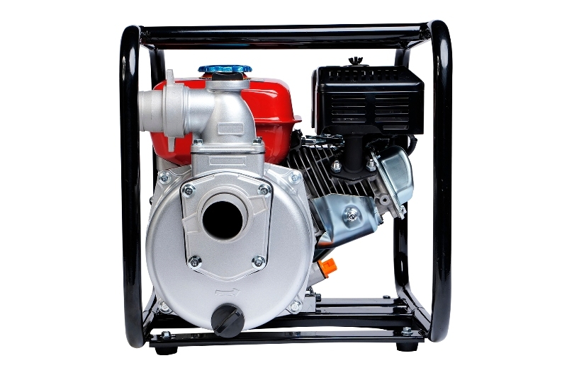 Gasoline Water Pump GWP20, Pump and Suction, Made Fast and Easy